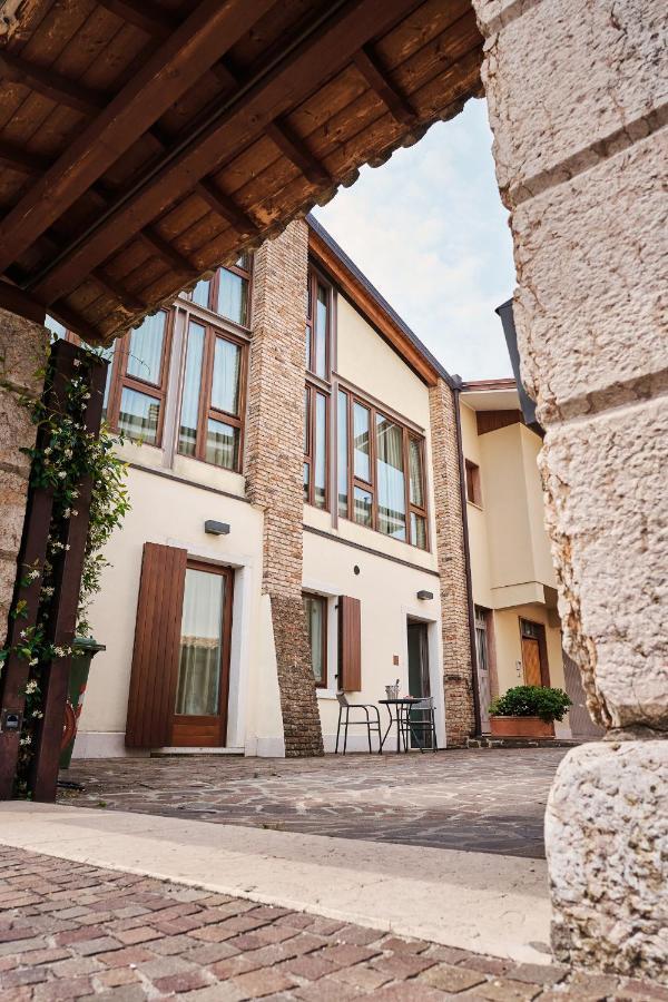 Ad Sidera Bed & Breakfast Pastrengo Exterior photo